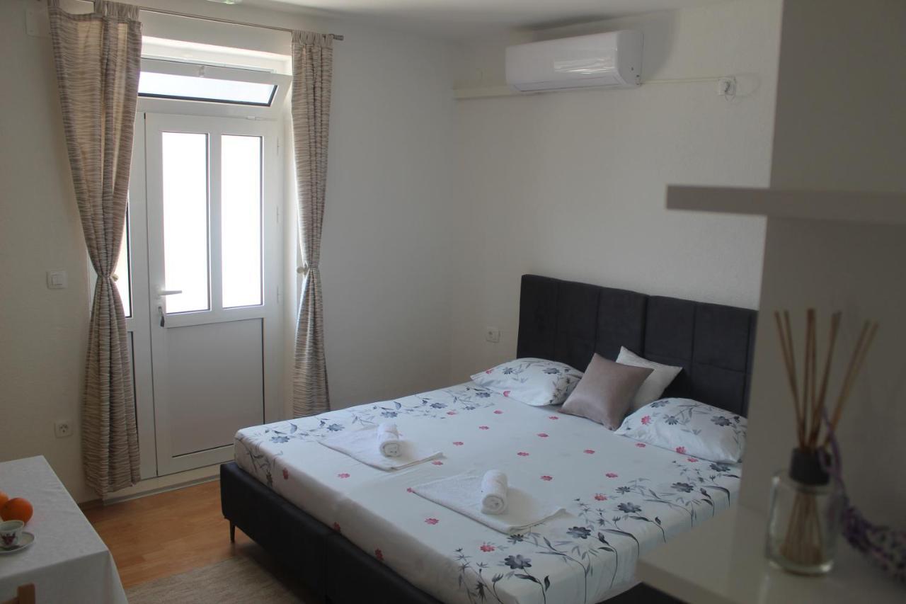 Sun Studio Apartment Komolac Buitenkant foto
